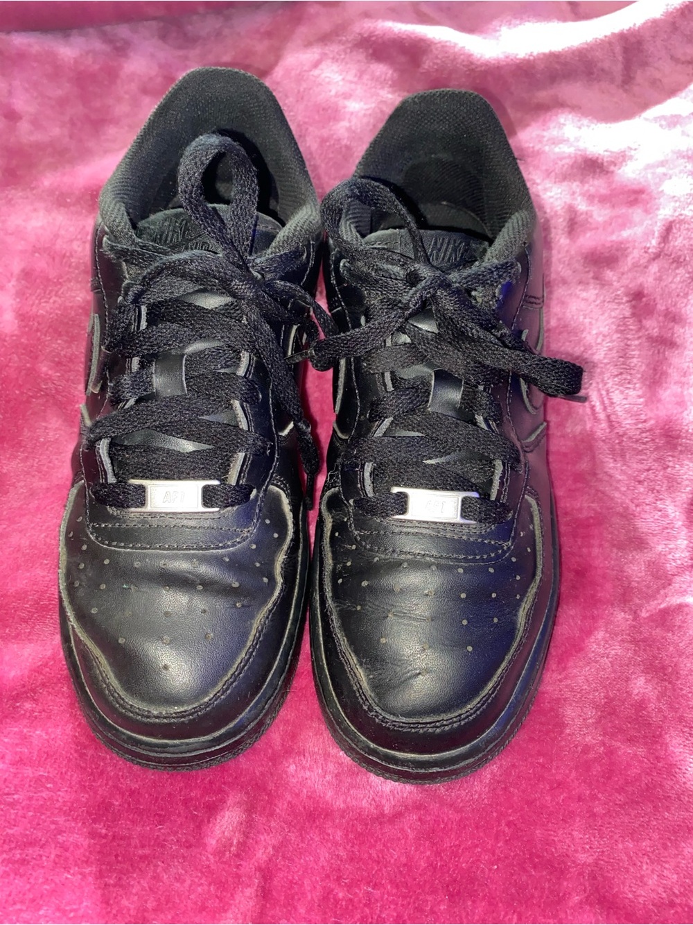 Nike Kids Black Low-Top Sneakers